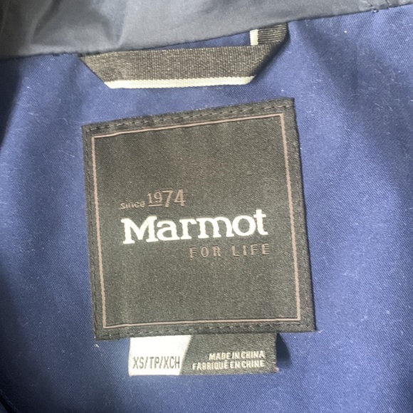 COPY - Marmot navy hooded snap closure faux buttoned hooded rain coat/jacket EUC - Picture 2 of 8